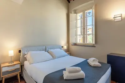 Image de Appartement 'Toro's Home Lucca' avec Wi-Fi et climatisation