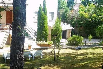 Image de Maison de campagne \"El Rincón De Gredos\" avec vue sur les montagnes, terrasse privée et Wi-Fi