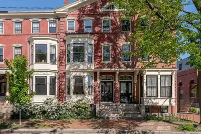 Image de Local Landmark! Gorgeous Historic Home