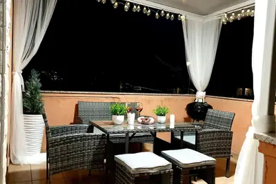 Image de Appartement de deux chambres avec la terrasse Pirovac, Sibenik (A-22853-a)