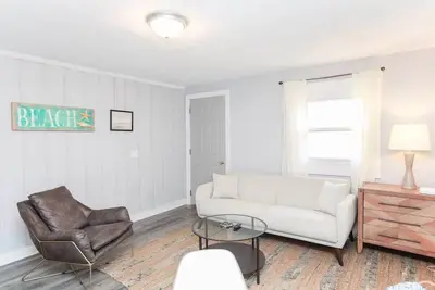 Image de Sojourns Spit 2 Br  Beach Shack 1278wov#2