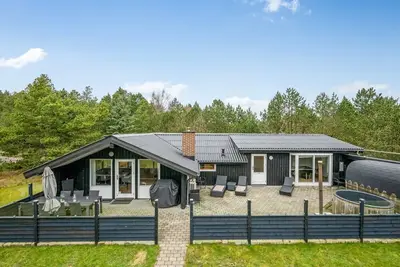 Image de \"Orm\" - 2. 3km from the sea by Interhome