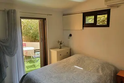 Image de Like a house! 115sq. f/35sq. m with outdoor space, beach 3mn, 1mn city centre