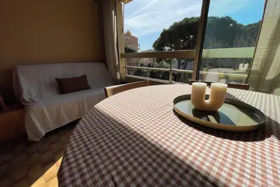 Image de Appartement calme avec parking sur le port de Hyères
