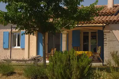 Image de Maison de vacances Pierrevert pour 1 - 4 personnes avec 3 chambres à coucher - Maison de vacances