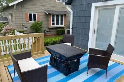 Image de 3 Bedroom, 1. 5 Bath home walking distance to Downtown Ludington!