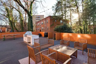 Image de Peaceful & Relaxing Apt For Your Trip!