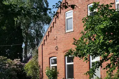 Image de Ländliche Ferienwohnung im Idyllischen Bauerngarten