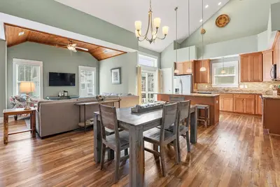 It's About Time: Hot Tub | Rec Room | Shared Pool