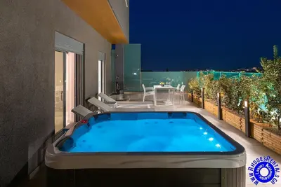 Image de Appartement de vacances Rodos pour 1 - 8 personnes avec 3 chambres à coucher - Appartement de vacanc