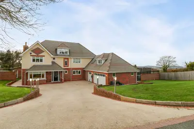 Image de 4 Pen Y Mynydd, pet friendly, luxury holiday cottage in Colwyn Bay