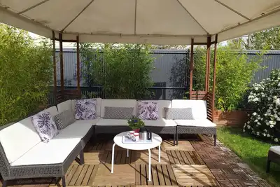 Image de Maison\/ jardin, proche Paris, jeux olympiques, Versailles-4 Chambres-8 personnes