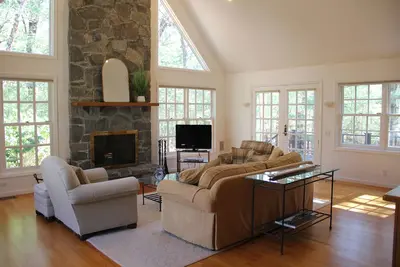 Image de Vacation Getaway - Nature Retreat with Modern Comforts
