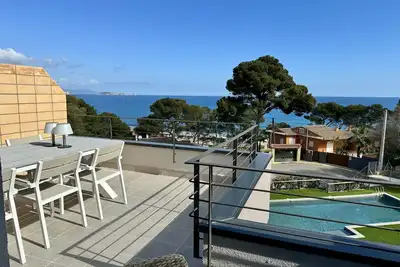 Image de Apartment with spectacular sea views. 5 minutes to Platja del RacĂł in Begur.
