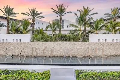 Image de Christmas in luxury! Cabo Azul Resort, a Hilton Gvc Resort in Los Cabos Mexico