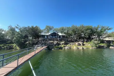 Image de Fish and Float in deep Possum Hollow cove! Close to restaurants & Graham!