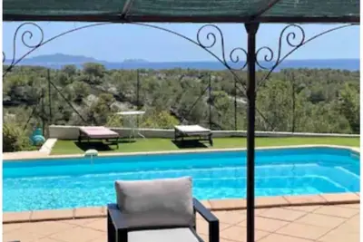 Image de Villa vue mer à 180*, sans vis à vis, piscine 11x4, 50m, animaux acceptés,