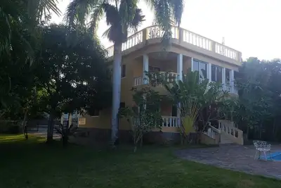 Large villa with private pool, 4 bedrooms, large living room, security, garden