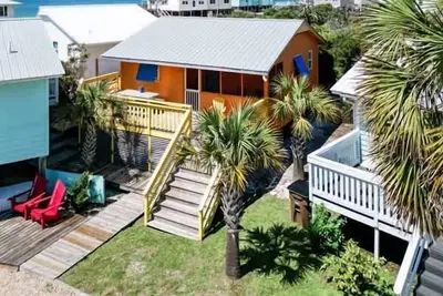 Image de Pet Friendly Gulf Shrimp N Cape behind TradingPost- Beach Access