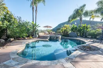 Image de The Retreat: Game Room, Pool Table, Pool & Hot tub
