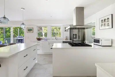 Image de Montauk Retreat is just Five Minutes from The Ocean Beaches