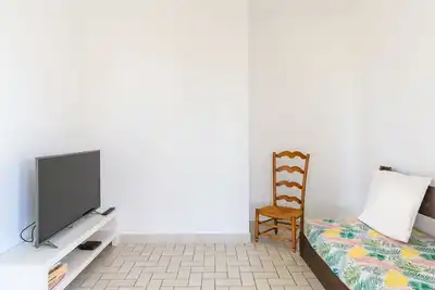 Image de Belle maison de vacances privée pour 10 personnes avec Wifi, Tv, terrasse, animaux admis et parking