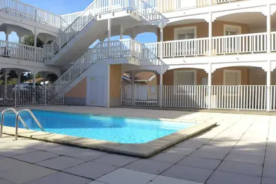 Image de Confortable appartement pour 3 personnes avec Wifi, piscine, Tv, animaux admis et parking