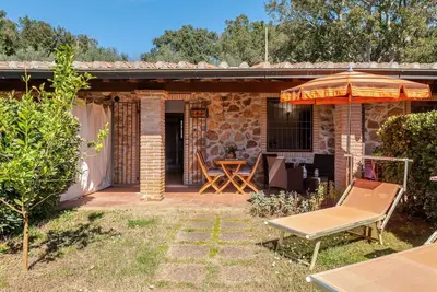 Image de Agréable appartement dans une maison de vacances avec Wifi, climatisation, Tv, terrasse, parking