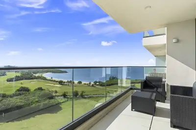 Image de B-1103 Stunning two bedrooms corner balcony