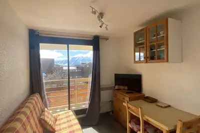 Image de Charmant studio 4 pers, balcon sud, quartier Éclose, proche commerces et Alpe Express, animaux admis