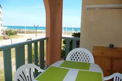Image de Appartement rénové proche plage avec terrasse et parking privé