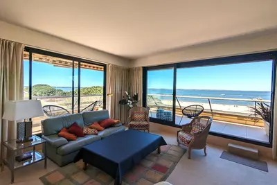 Image de Grand Appartement avec Terrasse, Clim, Wifi et Parking à Arcachon