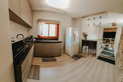 Image de Apartamento Aconchegante com Vista - A 8 Minutos do Portico 1