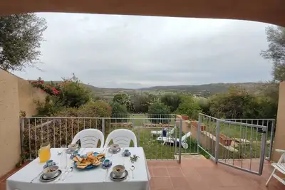 Image de Confortable appartement dans une maison de vacances avec climatisation, Wifi, piscine, Tv, terrasse