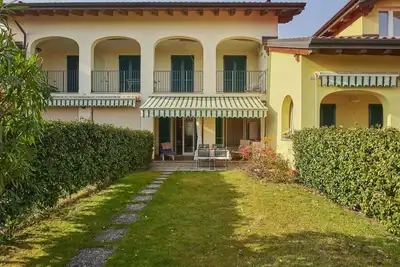 Image de Confortable appartement pour 4 personnes avec piscine, Wifi, Tv, animaux admis et parking