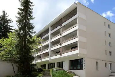 Image de Joli appartement pour 5 personnes avec piscine, Wifi, Tv et balcon