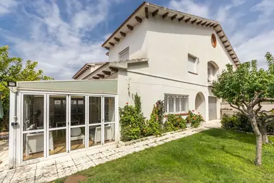 Image de Magnifique maison de vacances privée avec climatisation, Wifi, Tv, patio et parking