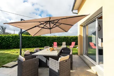 Image de Magnifique maison de vacances privée avec Wifi, Tv, terrasse, animaux admis et parking