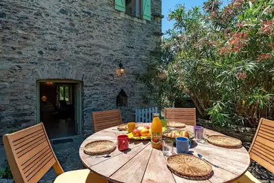 Image de Belle maison de vacances privée avec Wifi, climatisation, patio, vue panoramique et parking