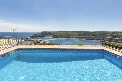 Image de Magnifique maison de vacances privée avec piscine, Tv, terrasse, vue panoramique et parking