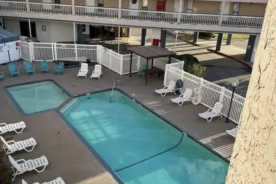 Image de Lovely 1-bedroom condo on the beach