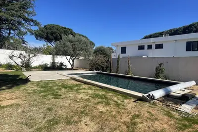 Image de Joli appartement pour 4 personnes avec climatisation, piscine privée, Wifi, Tv, terrasse et parking