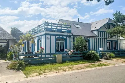 Image de Merveilleuse maison de vacances privée pour 10 personnes avec Wifi, Tv, terrasse et animaux admis