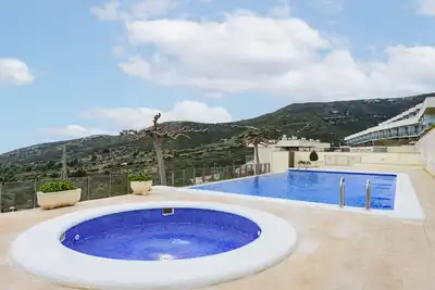 Image de Belle maison de vacances avec climatisation, Wifi, piscine, Tv, terrasse et animaux admis