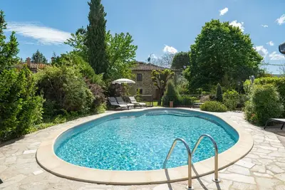 Image de Maison de vacances privée avec Wifi, piscine privée, Tv, animaux admis, vue panoramique, parking