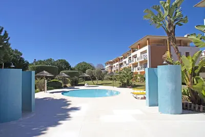 Image de Confortable appartement pour 6 personnes avec Wifi, piscine, climatisation, Tv, balcon et parking