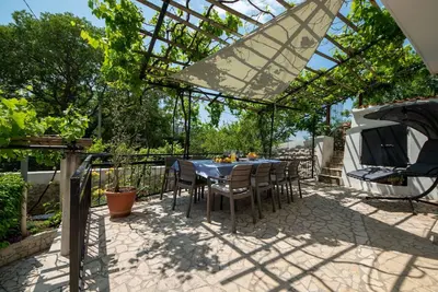 Image de Belle maison de vacances pour 12 personnes avec climatisation, Wifi, Tv, terrasse et parking