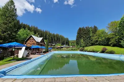 Image de Merveilleuse maison de vacances privée avec Wifi, piscine, Tv, terrasse, animaux admis et parking