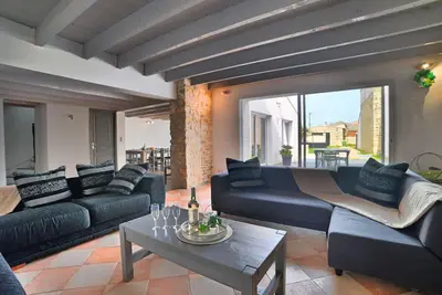 Image de Magnifique maison de vacances privée avec Wifi, Tv, terrasse, animaux admis et parking