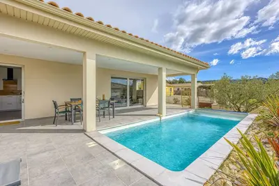 Image de Maison de vacances privée avec Wifi, piscine privée, climatisation, Tv, terrasse, vue panoramique